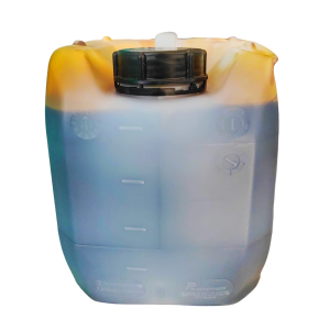 Vitatonic formula vitaminada de 4 litros que está recomendado para aves, bovinos, ovinos, caprinos, porcinos, equinos.